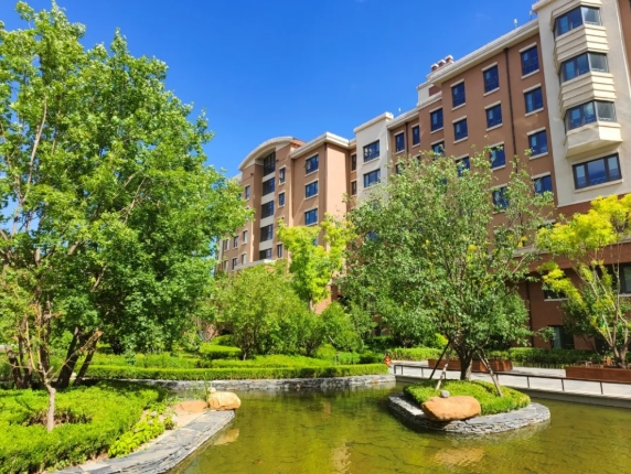 新华尊悦入选2025北京晚报养老服务创新案例(图4) 新华尊悦入选2025北京晚报养老服务创新案例(图4)