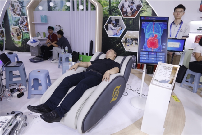 30万人围观!航天级 CBD 水平律动产品,不靠运动不靠药,全家健康一步到位(图3) 30万人围观!航天级 CBD 水平律动产品,不靠运动不靠药,全家健康一步到位(图3)